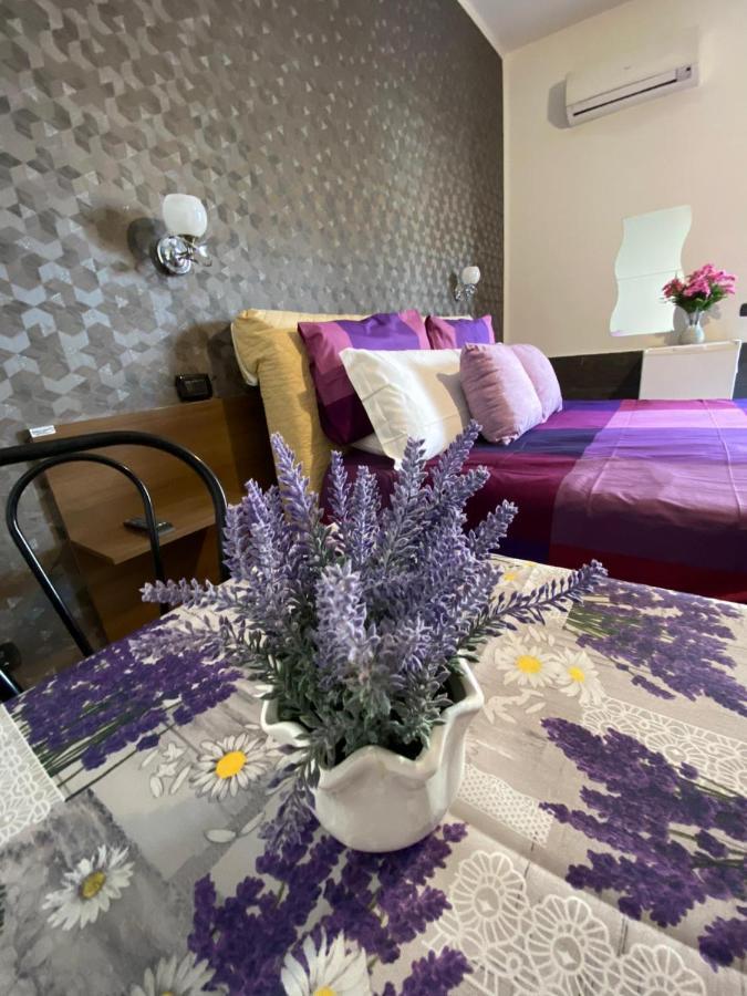 Villa Nancy Rooms Cimitile-Nola ภายนอก รูปภาพ