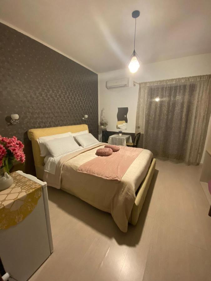 Villa Nancy Rooms Cimitile-Nola ภายนอก รูปภาพ