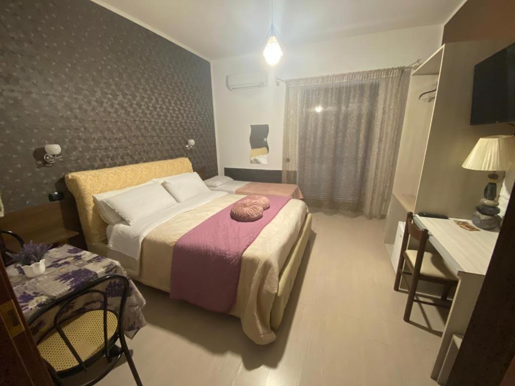 Villa Nancy Rooms Cimitile-Nola ภายนอก รูปภาพ